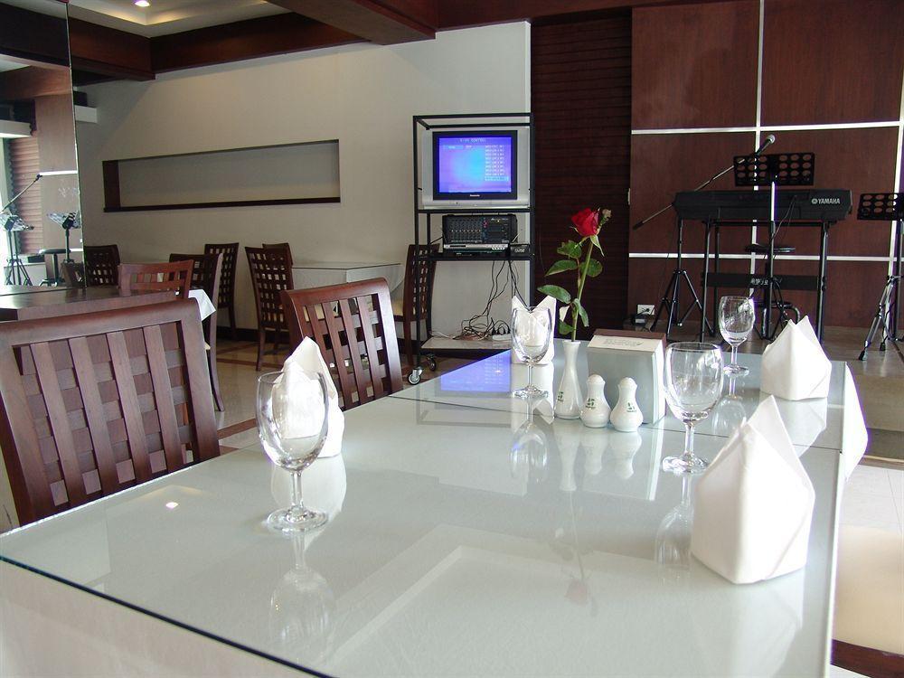New Season Hotel Hat Yai Εξωτερικό φωτογραφία