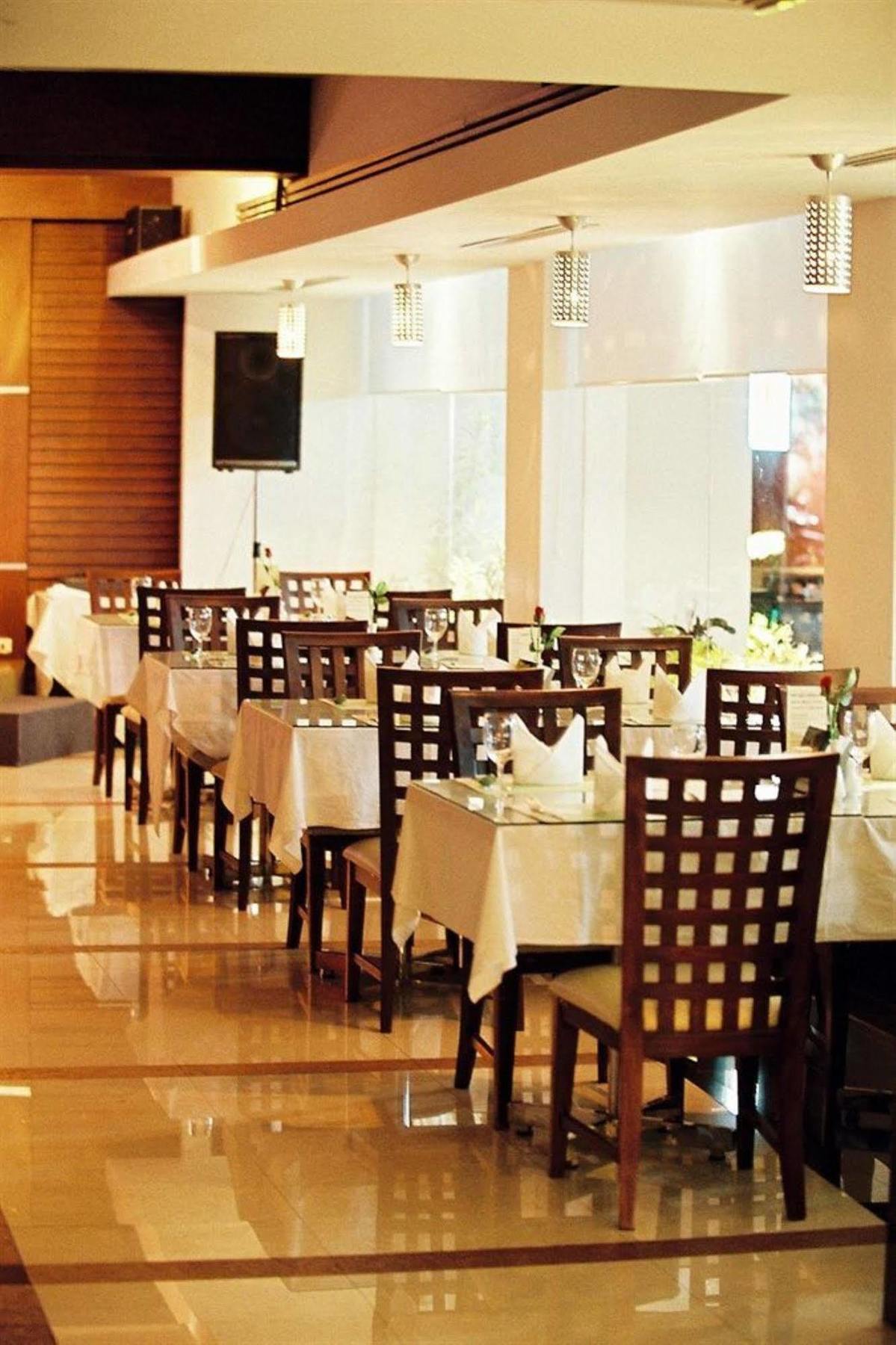 New Season Hotel Hat Yai Εξωτερικό φωτογραφία